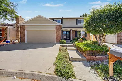 487 S Kingston Circle, Aurora, CO 80012 - Photo 2