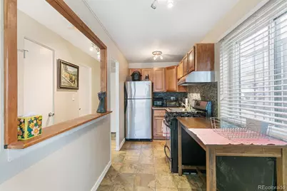 1260 N Logan Street, Denver, CO 80203 - Photo 8