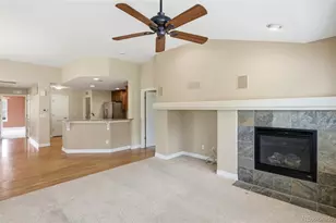 7587 S Biloxi Way, Aurora, CO 80016 - Photo 8