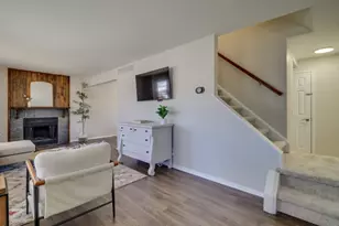 4822 S Quintero Cir, Aurora, CO 80015 - Photo 2