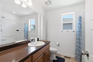 18619 E 50th Pl, Denver, CO 80249 - Photo 14