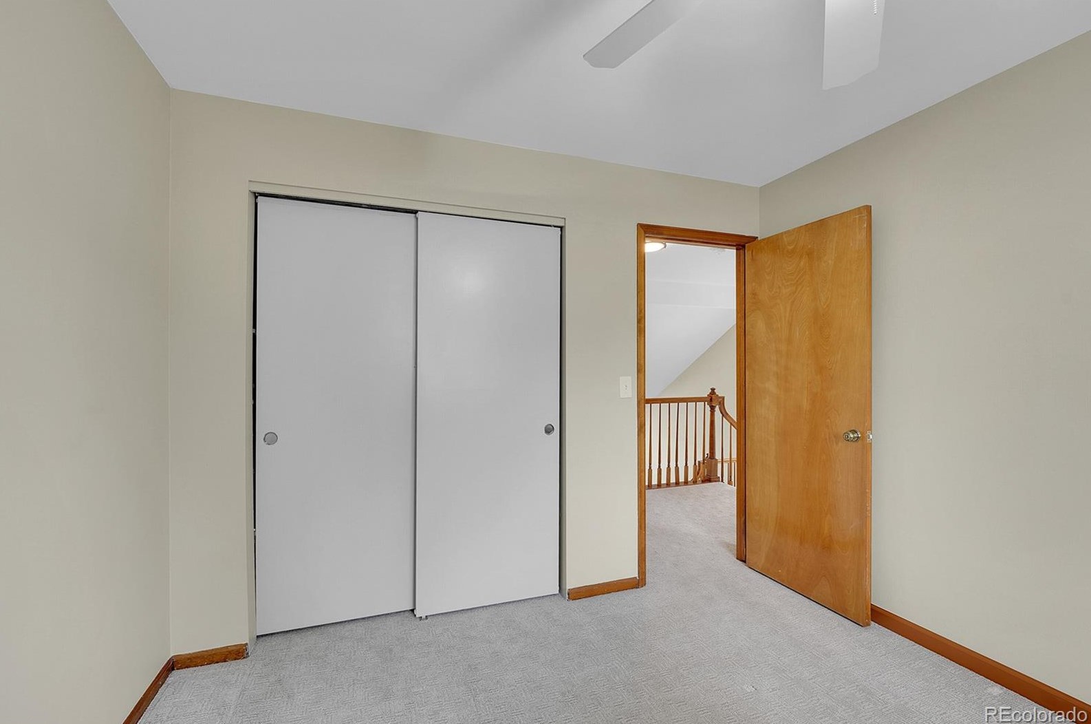 8910 Portland Ave, Littleton CO 80128-8011 exterior