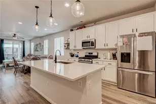 361 N Edge Clf St, Castle Rock, CO 80104 - Photo 2