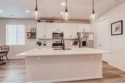 361 N Edge Cliff Street, Castle Rock, CO 80104 - Photo 4