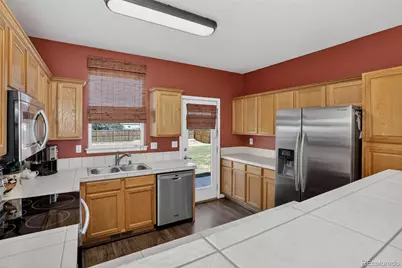 56981 E 24th Avenue, Strasburg, CO 80136 - Photo 14