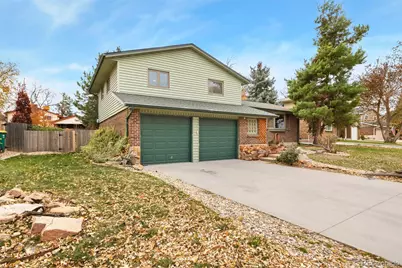 8998 W Radcliffe Drive, Littleton, CO 80123 - Photo 2