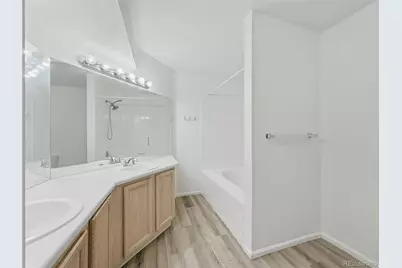 1583 S Danube Way #104, Aurora, CO 80017 - Photo 12