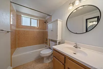 21 N Washington Street #202, Denver, CO 80203 - Photo 6