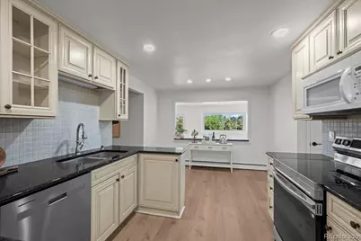 251 E 12th Avenue, Broomfield, CO 80020 - Photo 10