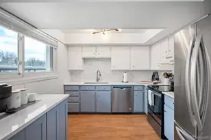 4367 E Maplewood Way, Centennial, CO 80121 - Photo 4