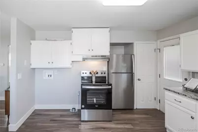 11408 E 7th Avenue, Aurora, CO 80010 - Photo 8