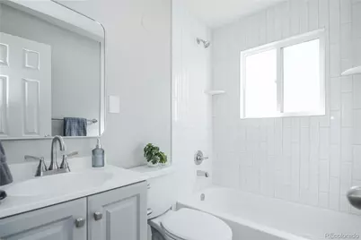 11408 E 7th Avenue, Aurora, CO 80010 - Photo 14