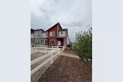500 S Denver Avenue #8E, Fort Lupton, CO 80621 - Photo 2