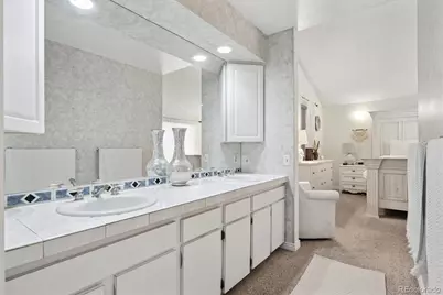 2276 S Dayton Street, Denver, CO 80231 - Photo 18