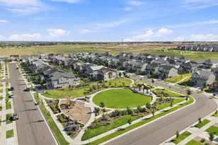 871 Golden Peak Dr, Erie, CO 80516 - Photo 38