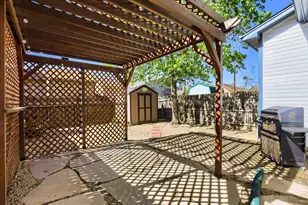 6502 E 62nd Pl, Commerce City, CO 80022 - Photo 6
