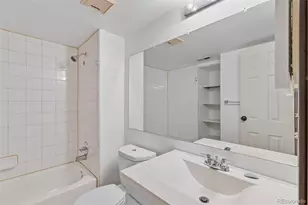 921 S Walden St, Aurora, CO 80017 - Photo 32