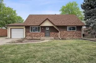 807 S Pratt Pkwy, Longmont, CO 80501 - Photo 1