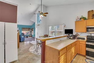 15555 E 40th Ave, Denver, CO 80239 - Photo 10
