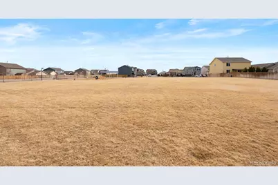 47401 Lily Avenue, Bennett, CO 80102 - Photo 26