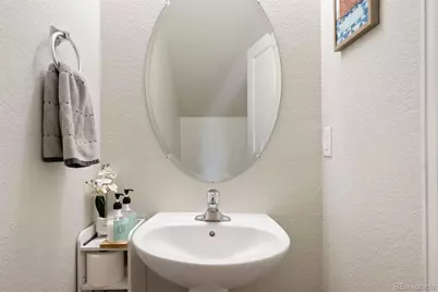 47401 Lily Avenue, Bennett, CO 80102 - Photo 12