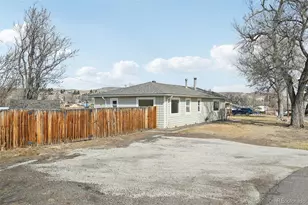 1105 Russell St, Golden, CO 80401 - Photo 2