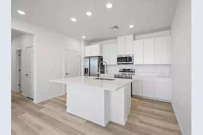 6153 N Ceylon Street #302, Denver, CO 80239 - Photo 12