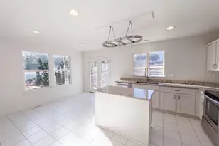 10009 Strathfield Ln, Highlands Ranch, CO 80126 - Photo 2