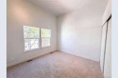 10009 Strathfield Lane, Highlands Ranch, CO 80126 - Photo 6