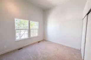 10009 Strathfield Ln, Highlands Ranch, CO 80126 - Photo 6