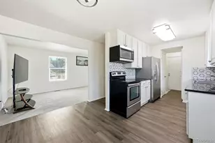 4221 S Quintero Way, Aurora, CO 80013 - Photo 8