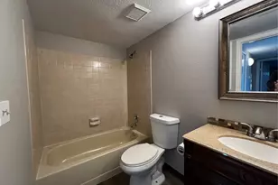 2575 S Syracuse Way, Denver, CO 80231 - Photo 12
