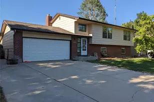 911 Pawnee Ave, Fort Morgan, CO 80701 - Photo 2