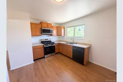 1902 E 116th Place, Northglenn, CO 80233 - Photo 2