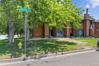 1206 S Dillon Way, Aurora, CO 80012 - Photo 2