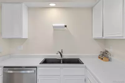 1206 S Dillon Way, Aurora, CO 80012 - Photo 22