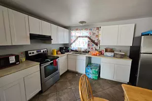 1172 Iola St, Aurora, CO 80010 - Photo 6