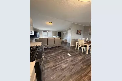 2551 W 92nd Avenue, Federal Heights, CO 80260 - Photo 8