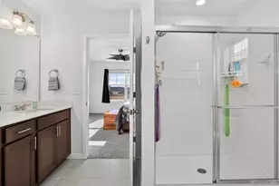 21885 E 9th Pl, Aurora, CO 80018 - Photo 20