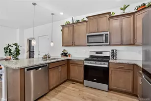 21885 E 9th Pl, Aurora, CO 80018 - Photo 8