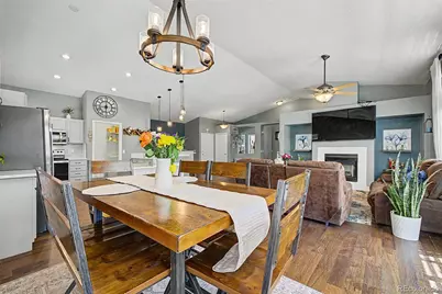 18390 E Baltic Place, Aurora, CO 80013 - Photo 10