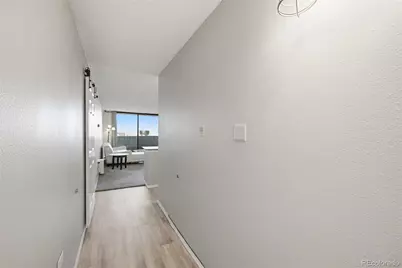 1020 15th Street #7B, Denver, CO 80202 - Photo 2