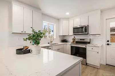 3211 N Steele Street, Denver, CO 80205 - Photo 10