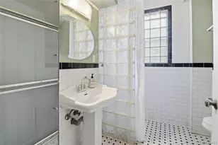 4424 Sherman St, Denver, CO 80216 - Photo 8