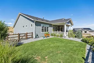 487 Scrubjay Cir, Castle Rock, CO 80104 - Photo 2