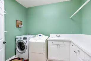 23967 E Hinsdale Pl, Aurora, CO 80016 - Photo 42