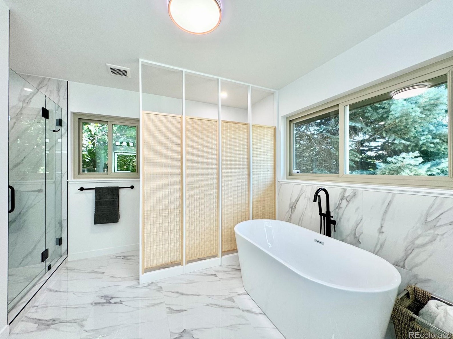 5591 Lehigh Ave, Denver CO  80237-1056 exterior