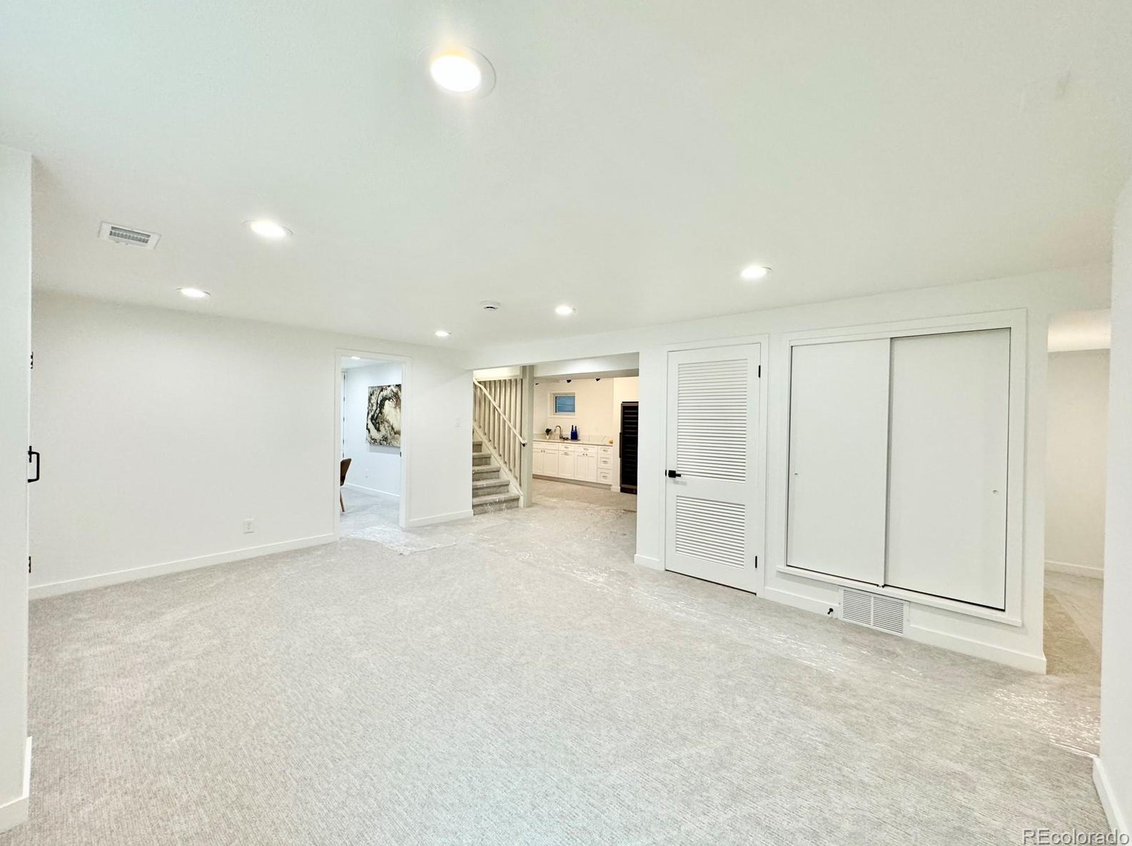 5591 Lehigh Ave, Denver CO  80237-1056 exterior