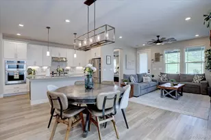 527 Felicity Loop, Castle Rock, CO 80109 - Photo 2