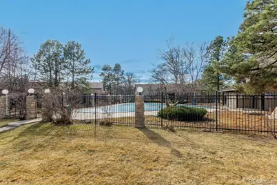 1863 S Pitkin Circle #B, Aurora, CO 80017 - Photo 18